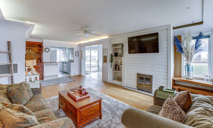 Manistee House | Quiet Manistee Home w/Patio < 1 Mi to Beaches!