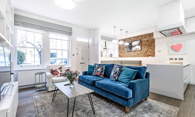 South Kensington House | Quiet Mews House 2Bed 2Bath South Kensington Wi-Fi