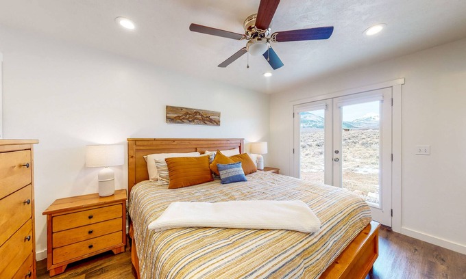 La Sal House | Quiet Mountain-View Home near National Parks & Outdoor Adventures