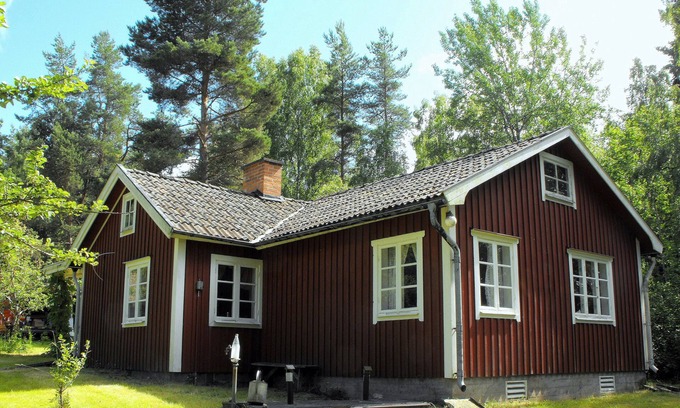 Fagersanna House | Quiet natural domicile, family-friendly, forest, meadows and fields, close to the lake