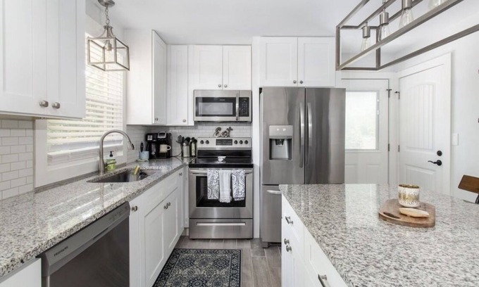 Nashville House | Quiet neighborhood, 10 minutes from downtown