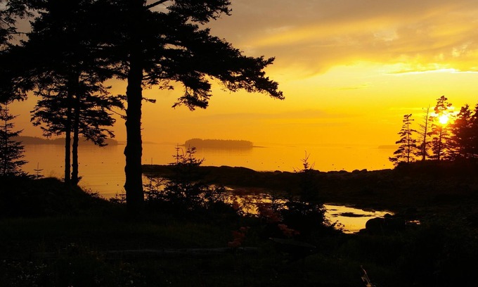 Beals Cabin | Quiet ocean front home with open ocean views and granite coastline
