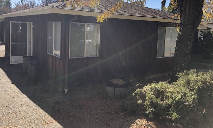 Weaverville House | Quiet, peaceful, central Weaverville home