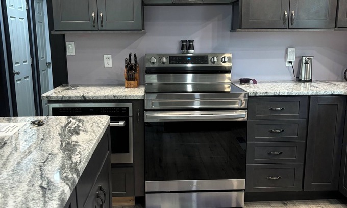Webster House | Quiet & Peaceful Home minutes from Webster Lake & Indian Ranch