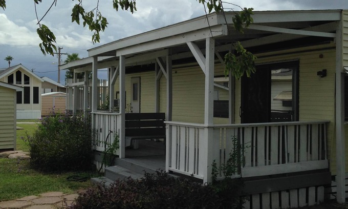 San Benito House | Quiet, Peaceful Home