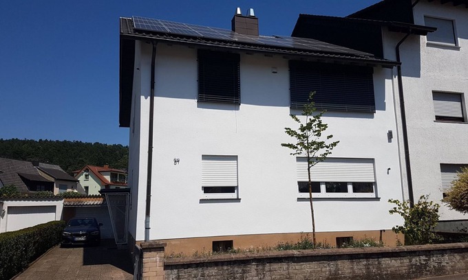 Homburg Apartment | Quiet residential area, near the center and near the university!