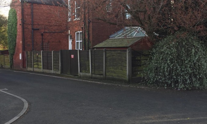 Droylsden Other | Quiet retreat 20 minutes from the city, 10 minutes from the motorway,