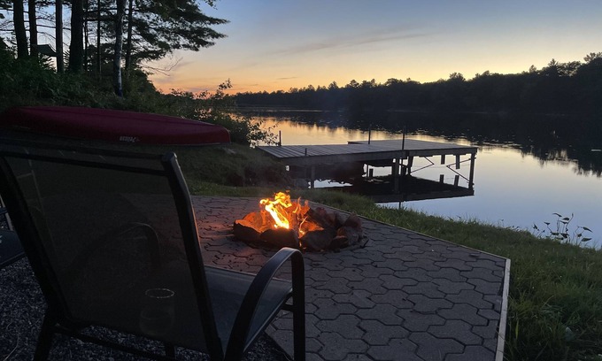 Havelock-Belmont-Methuen Cottage | Quiet Retreat for Nature Lovers - 4 Seasons, Pet Friendly, Secluded