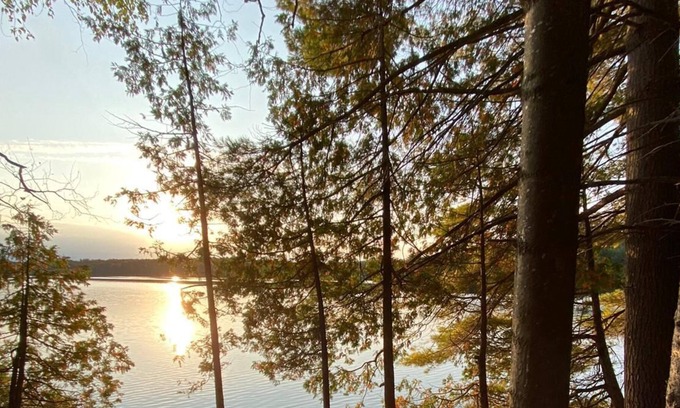 North Frontenac Cottage | Quiet retreat on pristine lake with 700 ft of waterfront