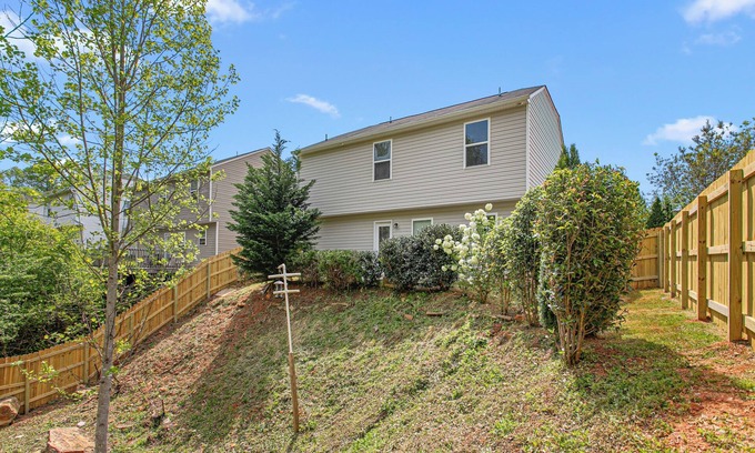 Mebane House | Quiet Suburban Stay w/Parking