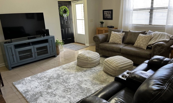 Opelika House | Quiet Townhome just blocks from downtown Opelika, and minutes from everything!
