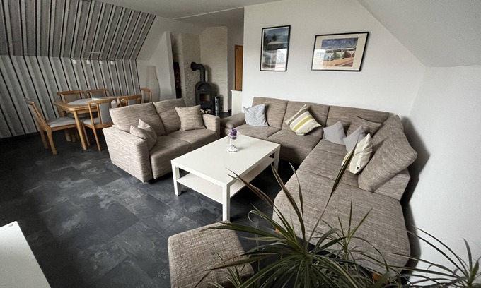 Nordenham Apartment | Quiet vacation apartment with a view of Bremerhaven