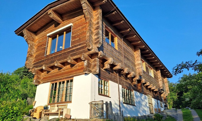Klein-Bieberau Apartment | Quiet vacation apartment in a wooden house (on the edge of the forest)