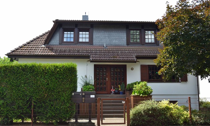 Weiterstadt Apartment | Quiet well-kept apartment, Frankfurt Airport 23 km, A5 easily accessible