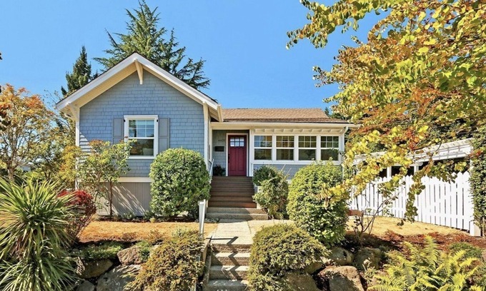 Seaview House | Quiet West Seattle Bungalow w/fenced in yard - 5 mins walk to beach!