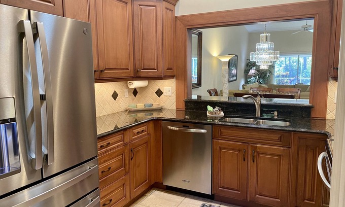 North Naples Villa | Quiet Winter Getaway 30 day minimum. 30 days needed for HOA to approve renters.