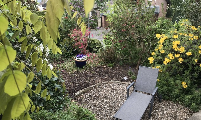 Leichlingen Apartment | Quietly located apartment with terrace and small balcony. Garden, 5 min by car to the train station.