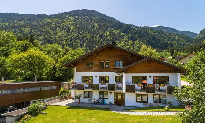 Vandans Apartment | Quietly located apartment with ski storage