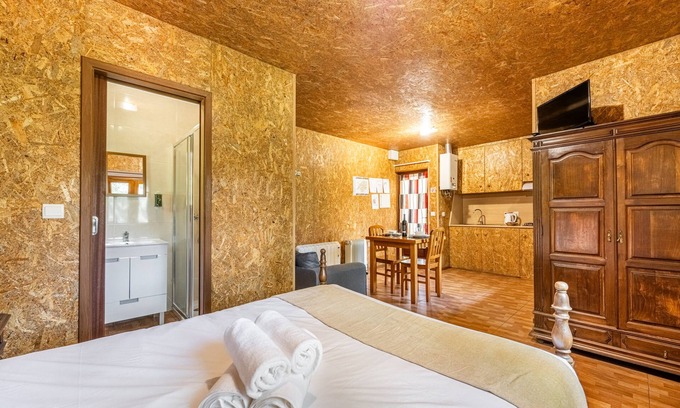 Rio Caldo House | Quinta da Carvalha B1