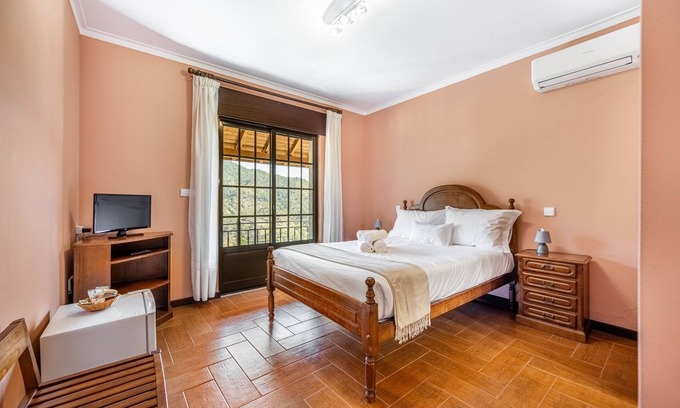 Rio Caldo House | Quinta da Carvalha quarto 2