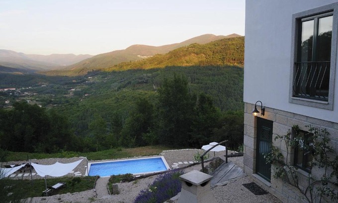 Avo Villa | Quinta da Madrugada
