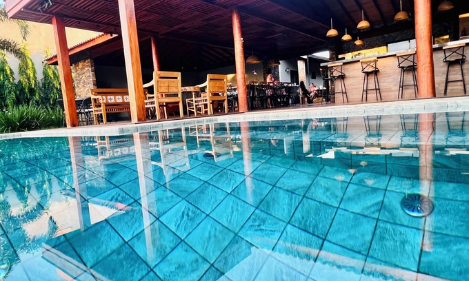 Olimpia House | Quinta das Palmeiras Corner, House with Heated Pool - Olímpia-SP