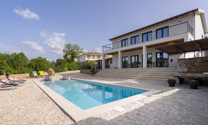 Arco de Baulhe House | Quinta De Fundevila - Private farm with 3 suites
