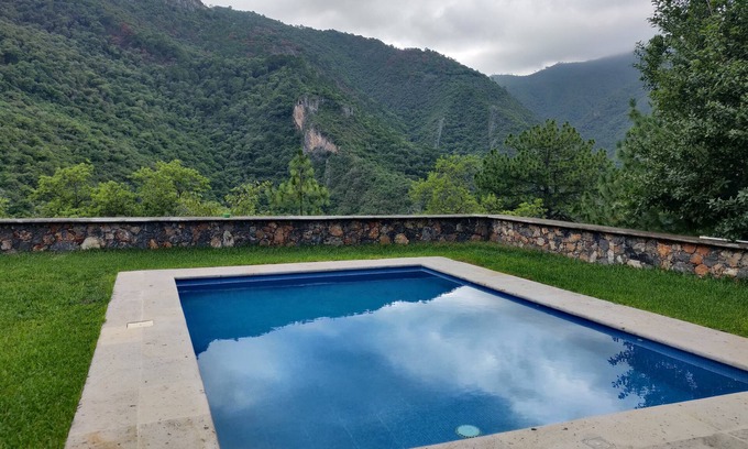 Santiago House | Quinta Esmeralda
