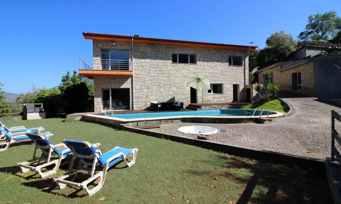 Amares House | Quinta Paredes Secas