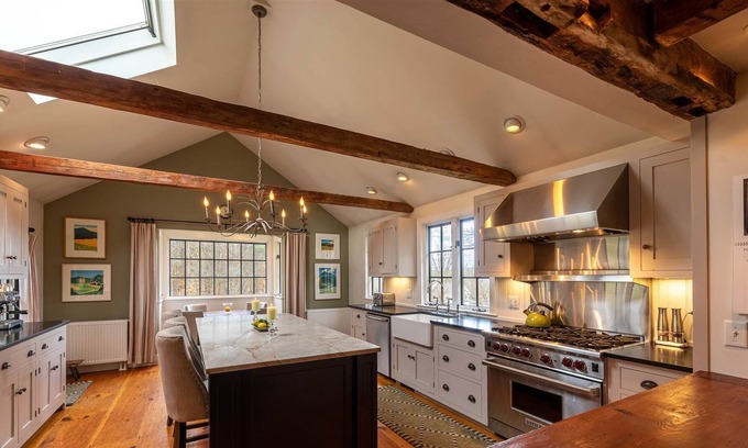 Norwich House | Quintessental Vermont Farmhouse near the River