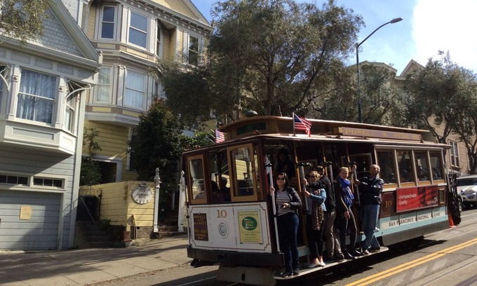 Fisherman's Wharf Apartment | Quintessential San Francisco Apartment