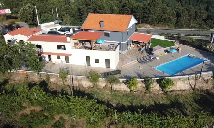 Amarante Cottage | Quintinha Para Férias 20+ Pessoas