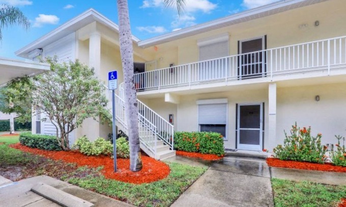 Bonita Springs Condo | Quite Getaway