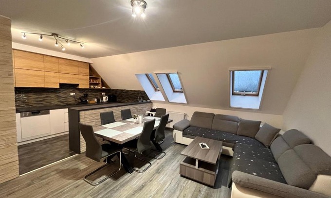 15th District Apartment | Rédiapartmanok