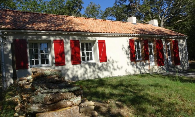 Landevieille House | Rénovation proche lac et mer
