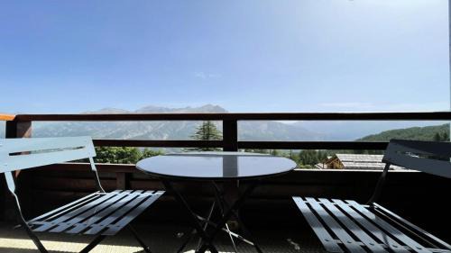 Puy-Saint-Vincent Apartment | Résidence Dame Blanche - DBA318 - APPT 1 CHAMBRE + CABINE - BALCON - 6 PERSONNES - Secteur 1800 MAE-4664