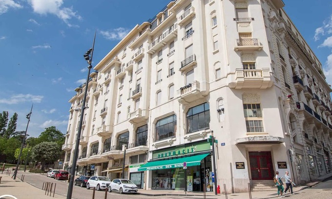 Chatel-Guyon House | Résidence les Sources