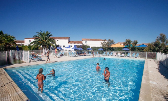 Le Chateau-d'Oleron House | Résidence Odalys Le Village des Amareyeurs