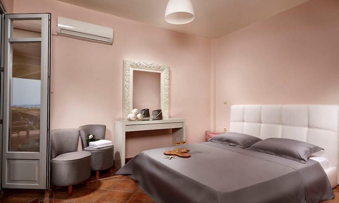 Maragas Villa | R 671 Superior Villa with Private Pool Sea Views Incl Breakfast