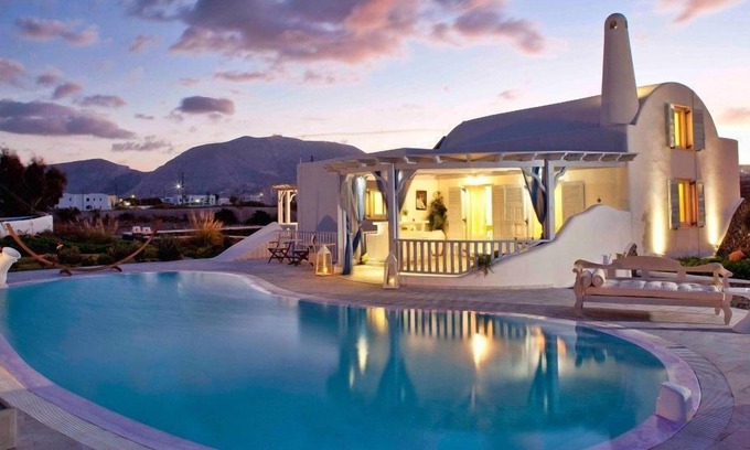 Agia Paraskevi Villa | R 994 Ophelia-Entire Private Villa with Jacuzzi,Fire place & Sea View