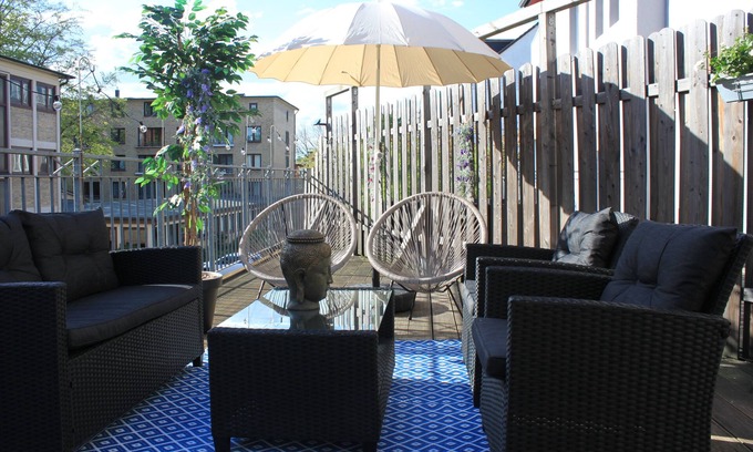 Borgfelde Apartment | R B Apartment Hamburg Family - 108 qm mit Dachterrasse - Kostenloses Parken