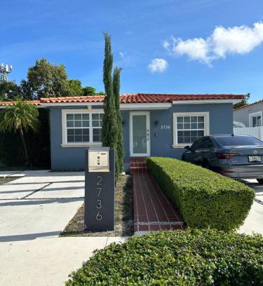 West Little Havana House | R&R Hostal