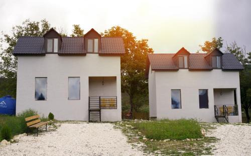 Ambrolauri House | Racha Twins