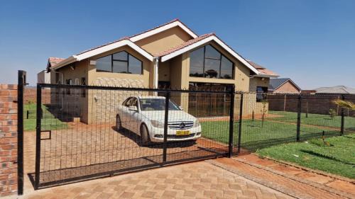 Harare East House | Rachel`s Guest House - Harare