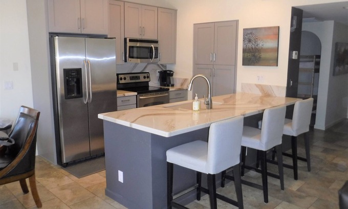 Scottsdale Ranch House | Racquet Club Townhouse with Pickleball/Tennis Courts/5 Pools & Fitness Center