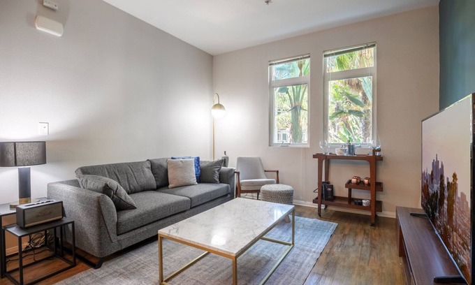 Los Angeles Apartment | Rad Playa del Rey 1BR w/Gym, W/D & Pool, near LAX & Beach, by Blueground