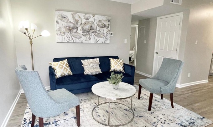 Durham Apartment | Rad Retreat - Pet Friendly - King Bed - Long Term Stays