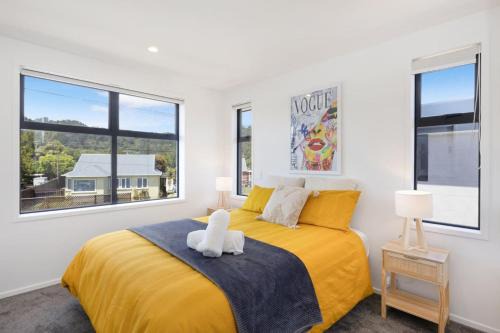 Lower Hutt House | Radiant Spot on Biddle Crescent