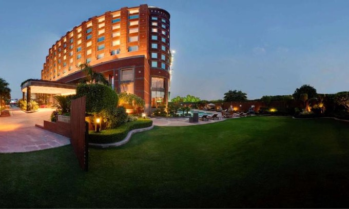 Sector 18 Hotel | Radisson Blu MBD Hotel Noida