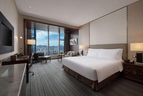 Nan An Hotel | Radisson Blu Plaza Chongqing - Free 2 bottle of local beer per room During Stay